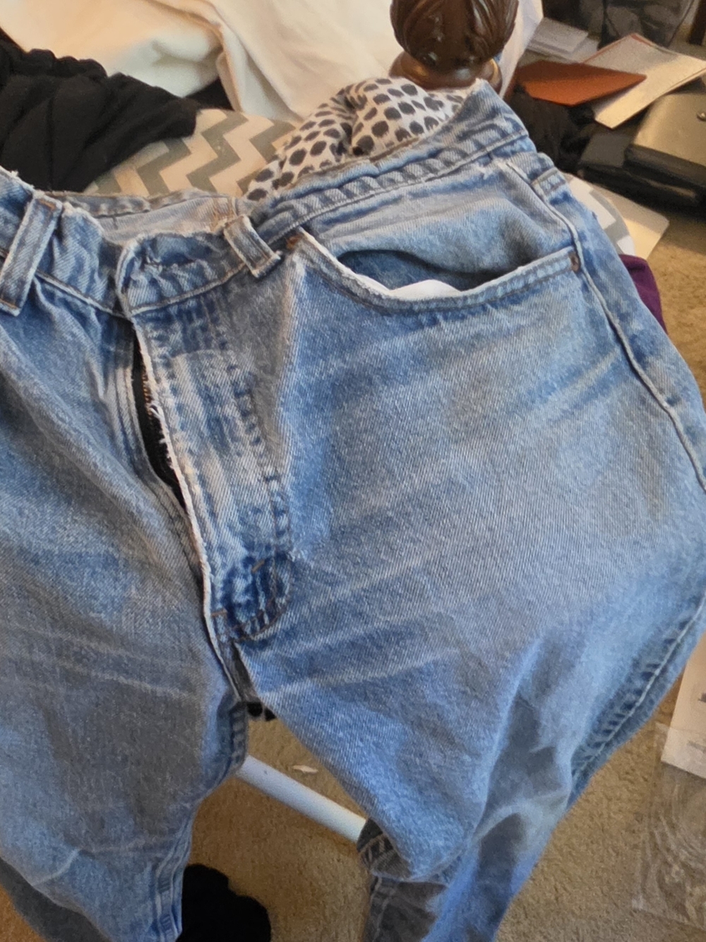 Slim Straight Men’s Jeans in Light Blue Denim